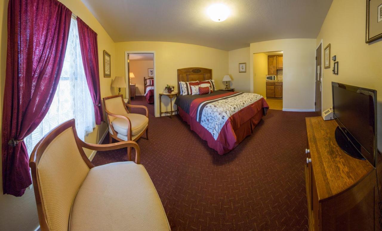 Historic Cary House Hotel Пласервилл Экстерьер фото