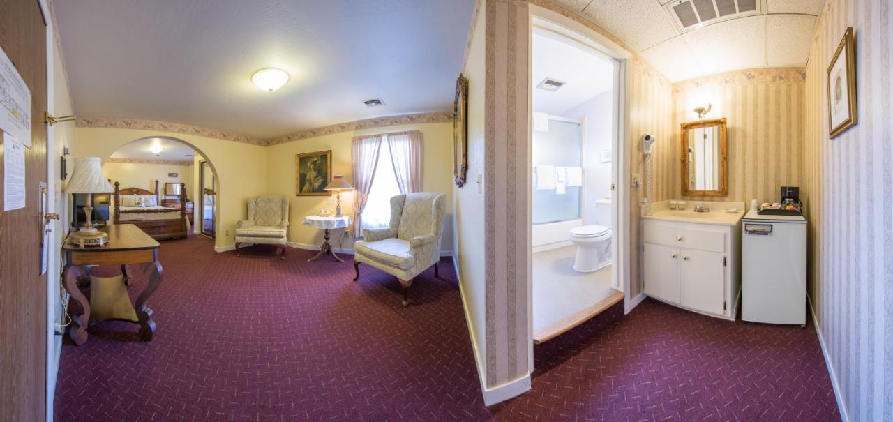 Historic Cary House Hotel Пласервилл Экстерьер фото